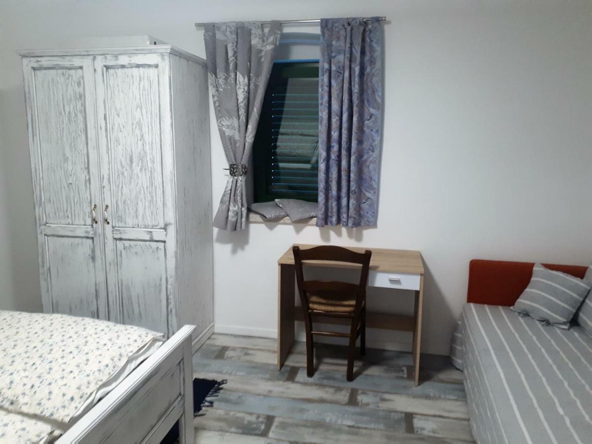 Apartment Terra Rossa Kaštelir Extérieur photo